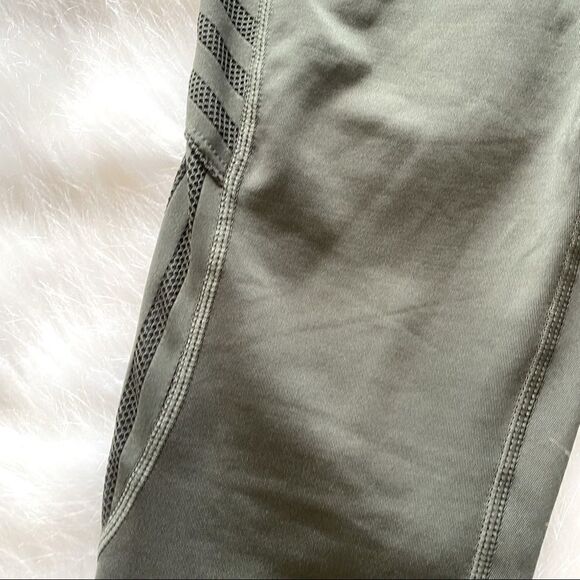 Alpha Prime Victoria Leggings in Dark Sapphire (S) - Picture 7 of 11